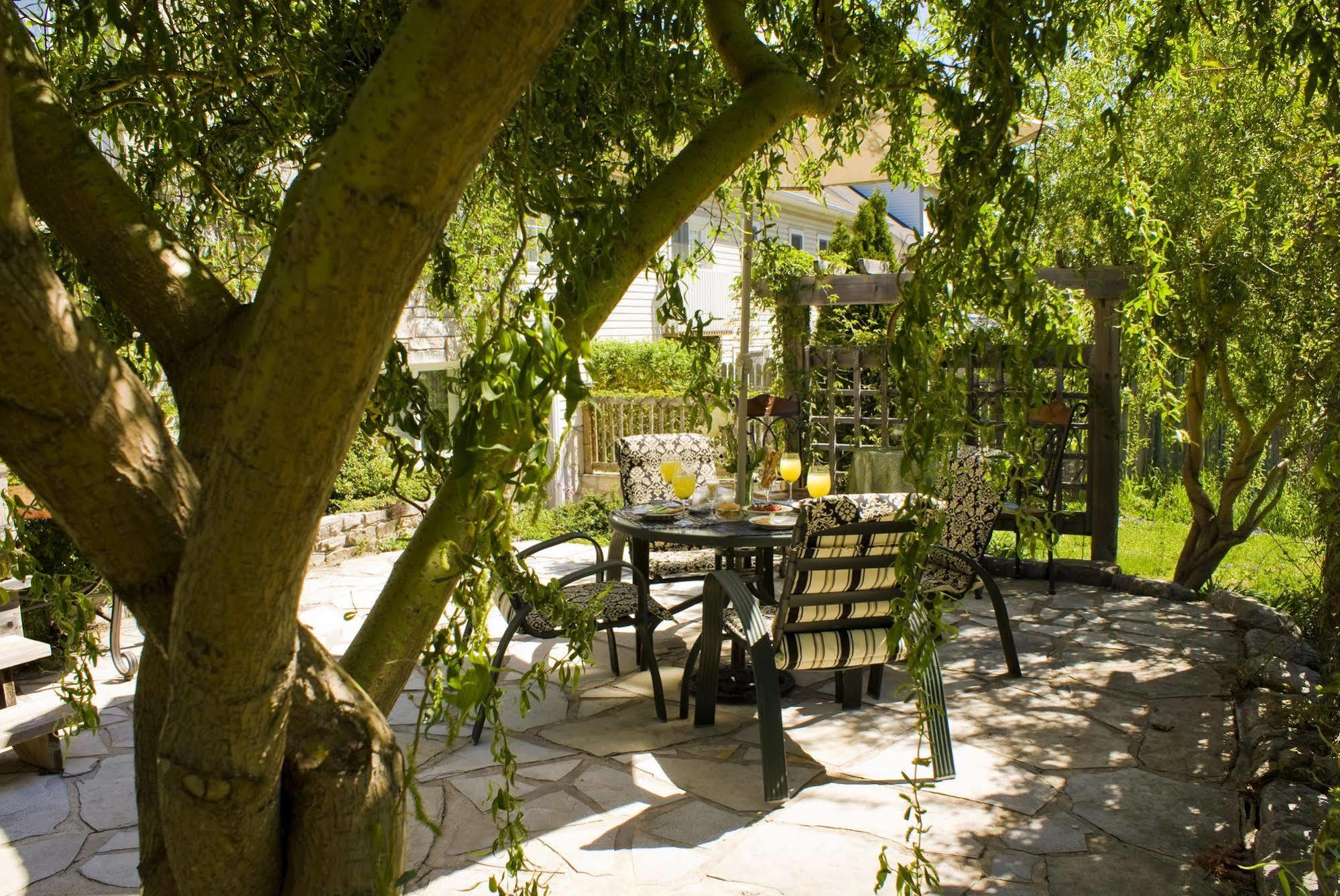 Gatekeeper'S Retreat Bed & Breakfast Niagara-on-the-Lake Exterior photo